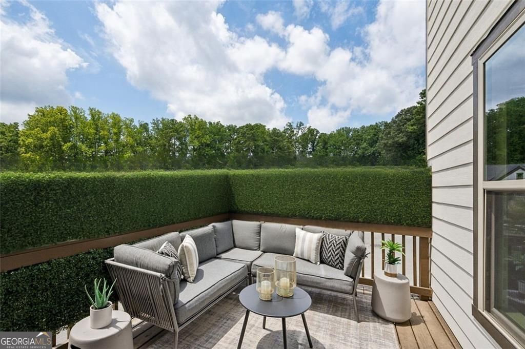 2090 Emmet Park Lane