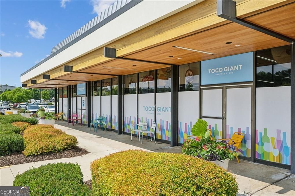 2090 Emmet Park Lane