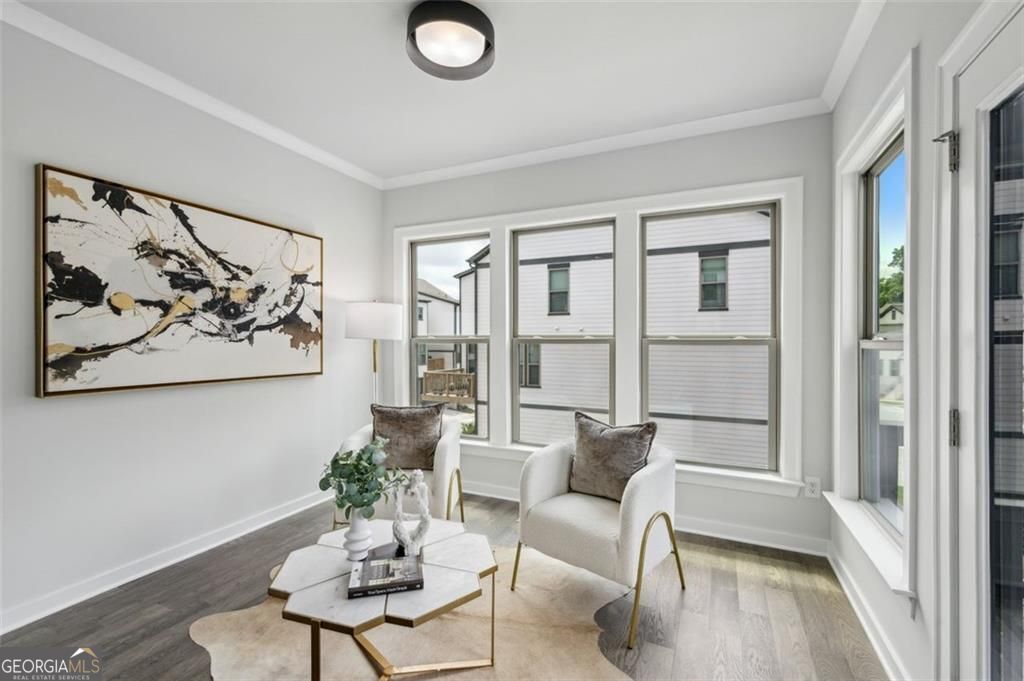 2090 Emmet Park Lane