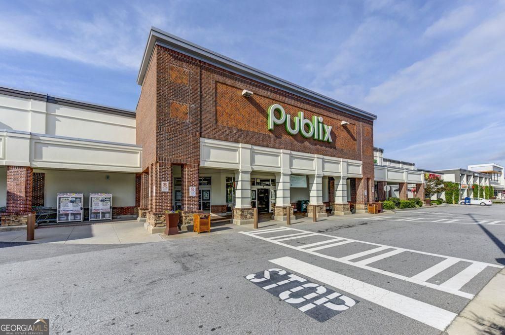 2090 Emmet Park Lane