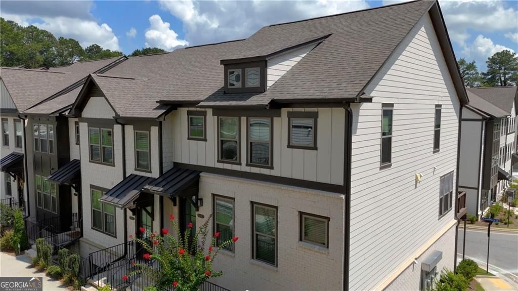 2090 Emmet Park Lane