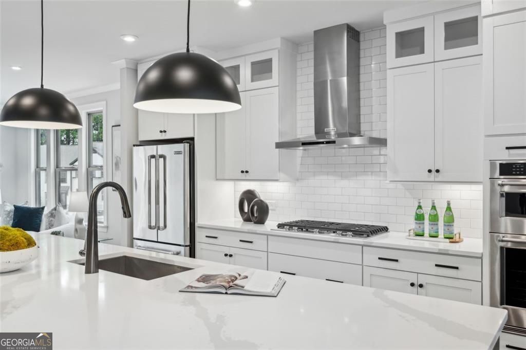 2090 Emmet Park Lane