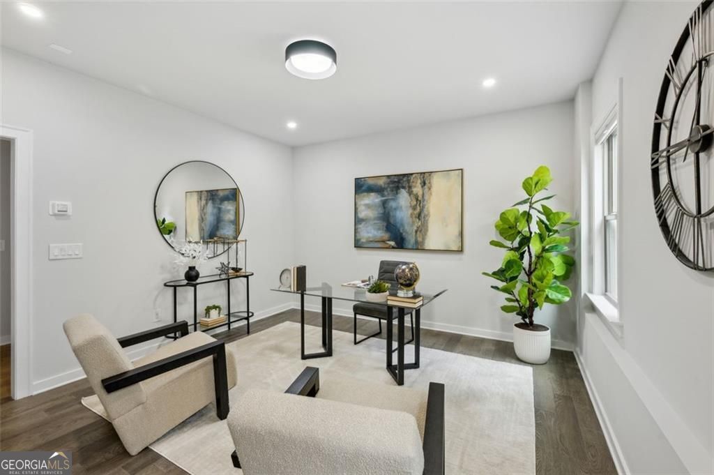 2090 Emmet Park Lane