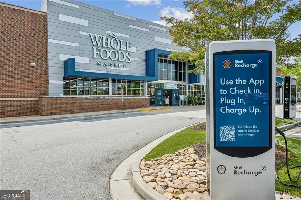 2090 Emmet Park Lane