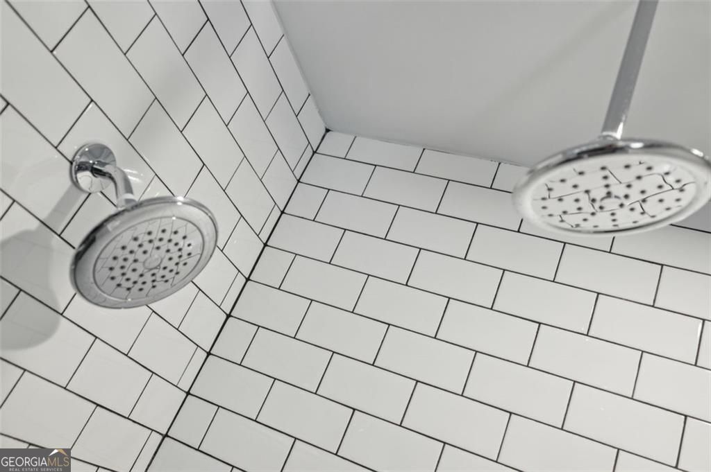 2090 Emmet Park Lane