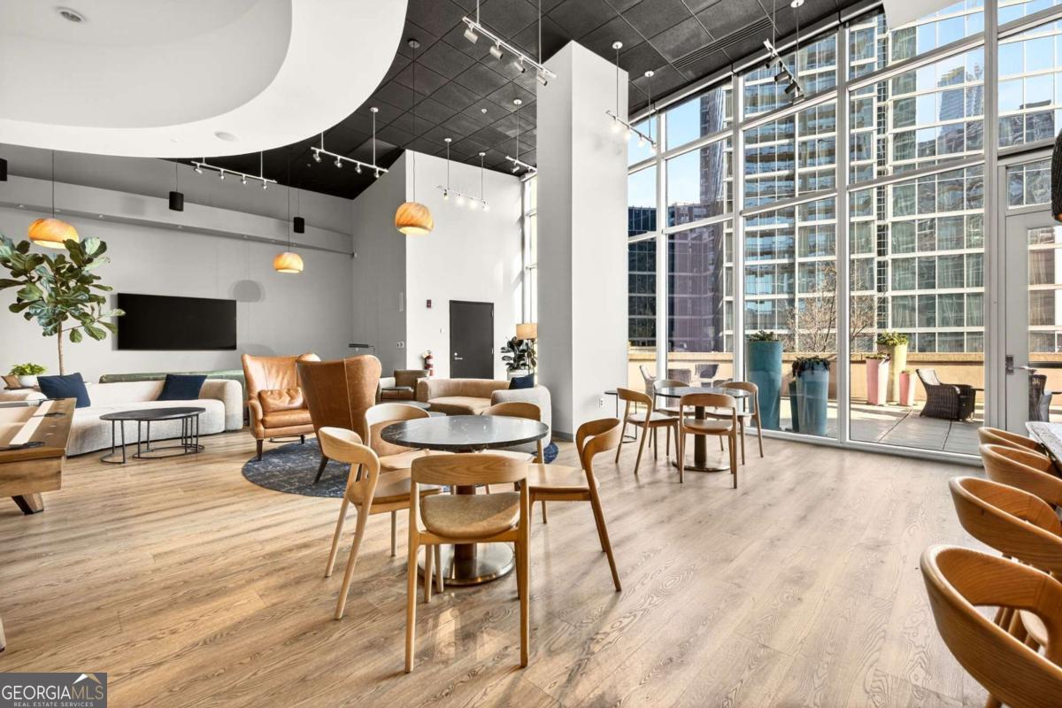 1080 Peachtree Street NE # 2611