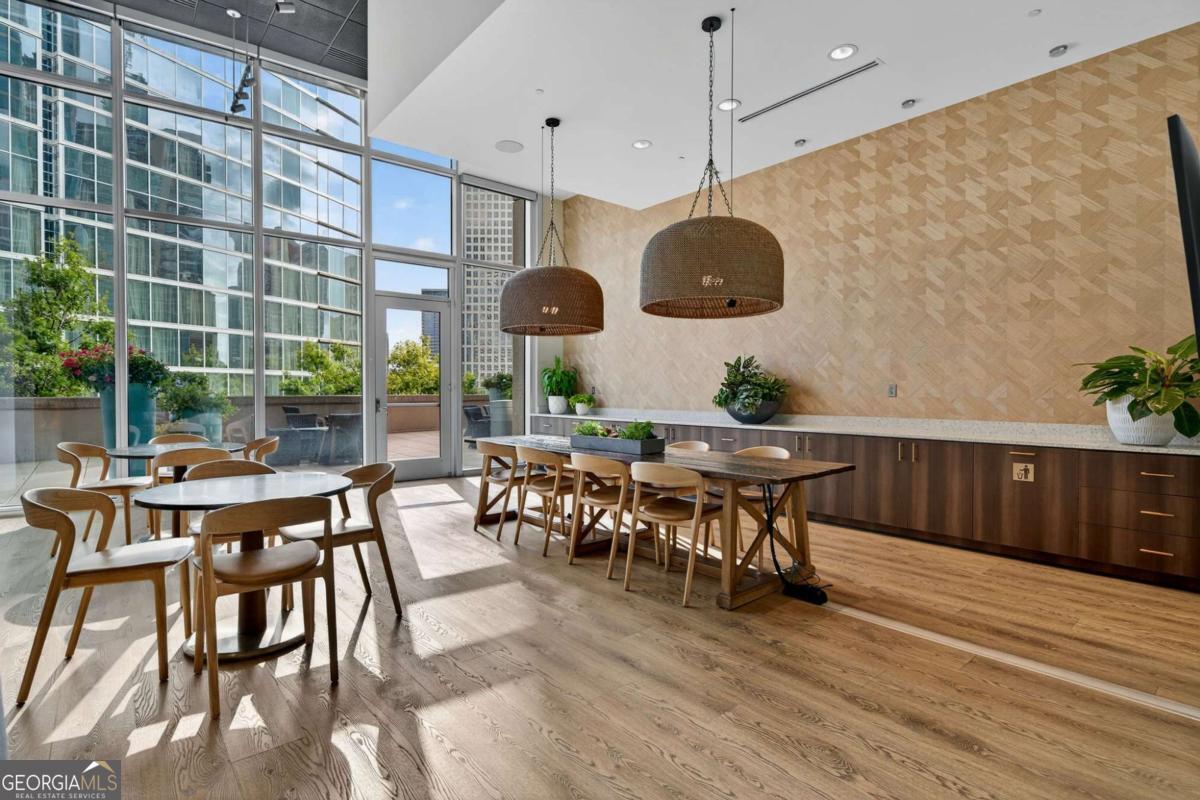 1080 Peachtree Street NE # 2611