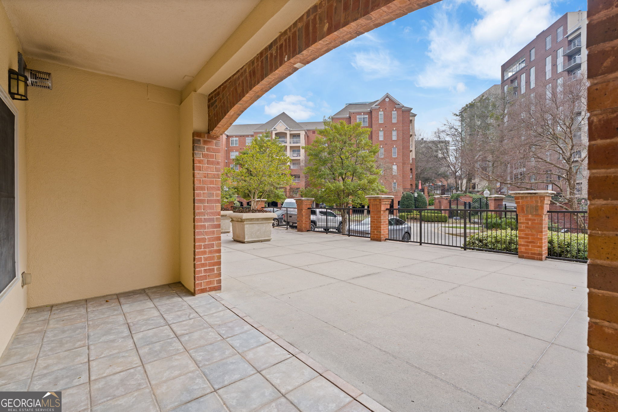 211 Colonial Homes Drive NW