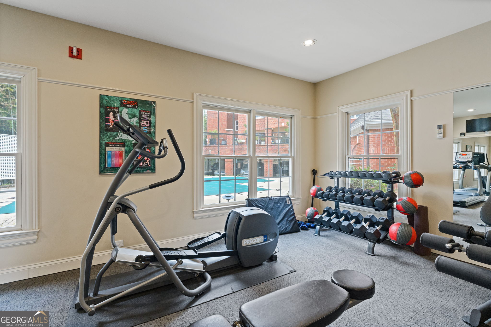 211 Colonial Homes Drive NW