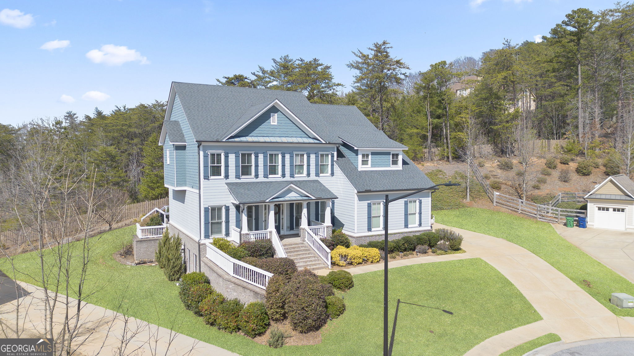 4692 Bluffside Court