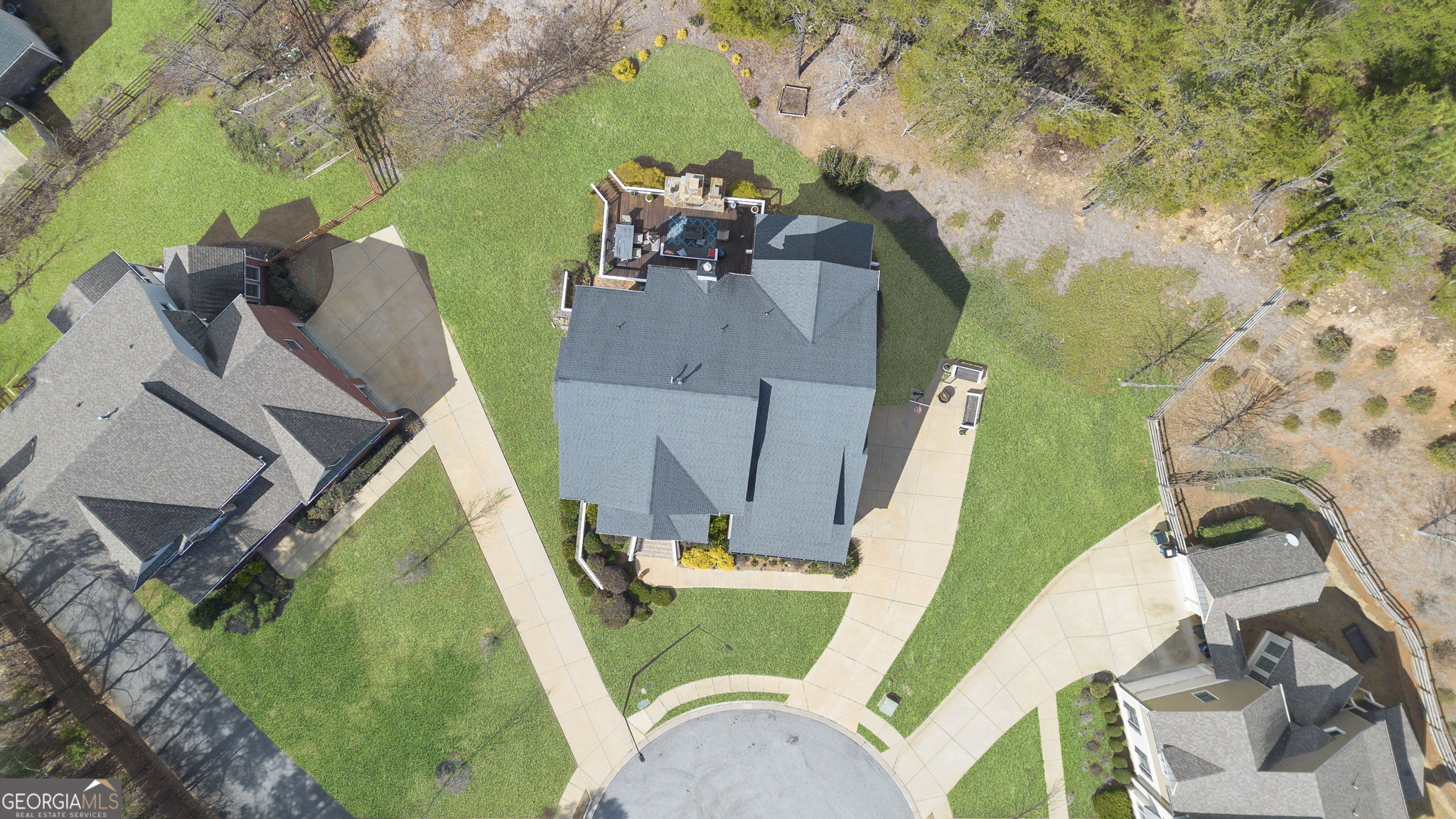 4692 Bluffside Court