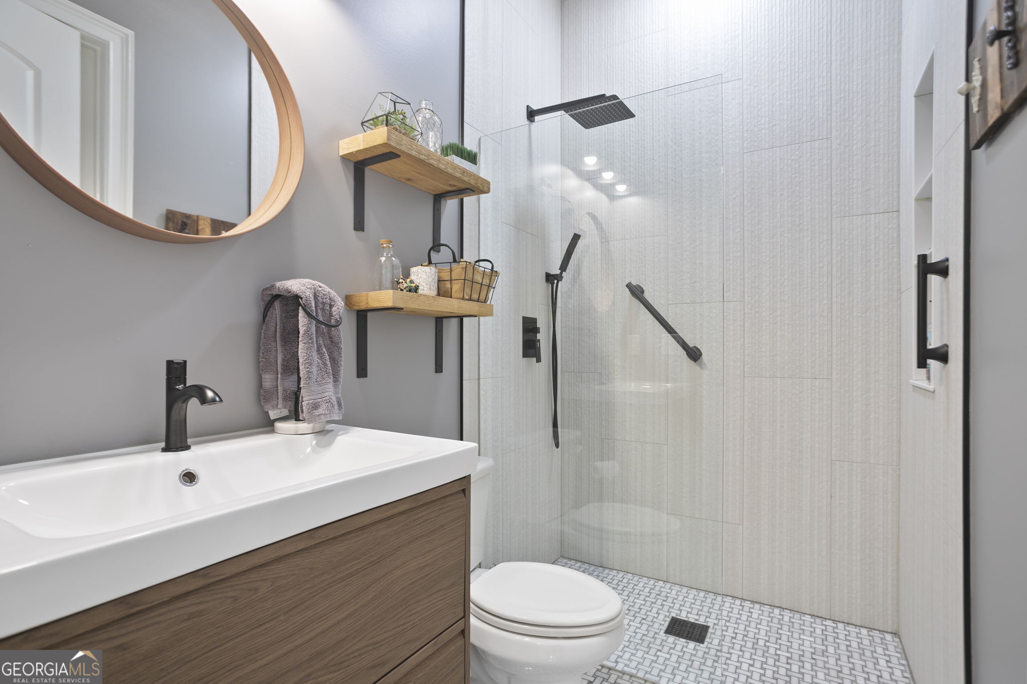 4692 Bluffside Court