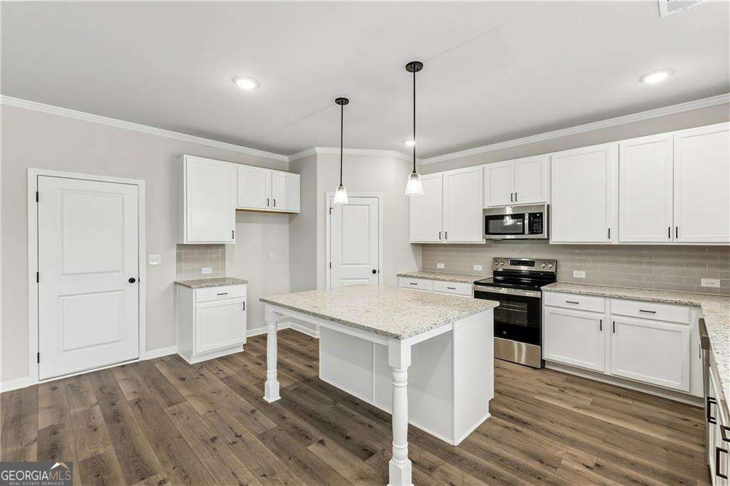 2500 Sunny Hill Road