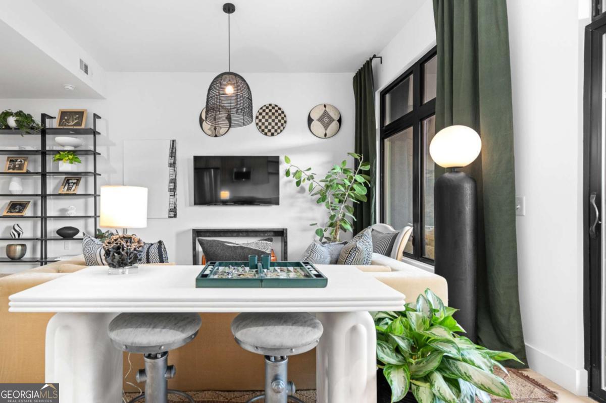 567 Ponce De Leon Avenue # 321