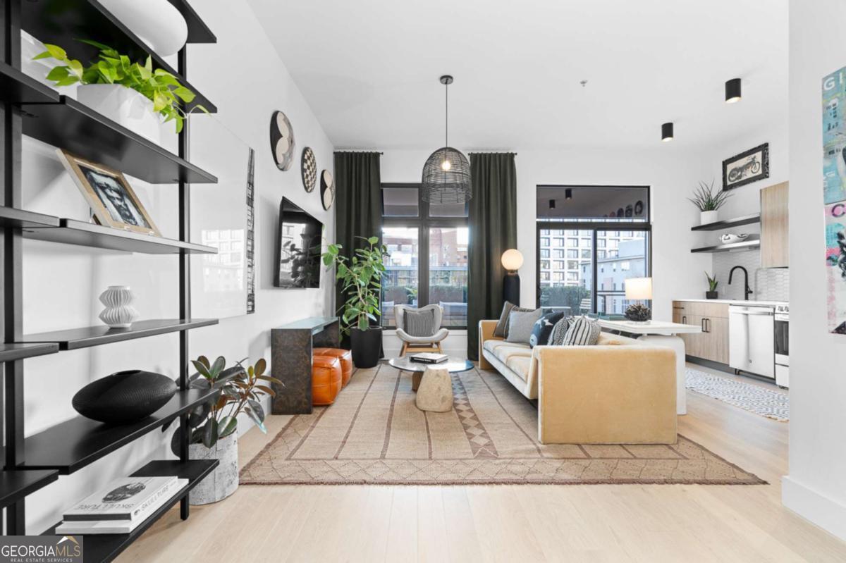 567 Ponce De Leon Avenue # 321