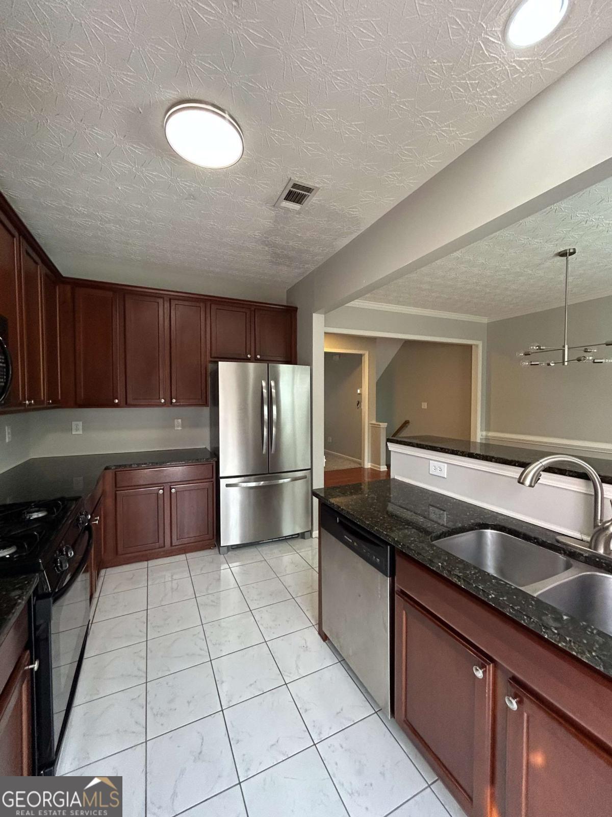 607 Pecan Knoll Drive # 14