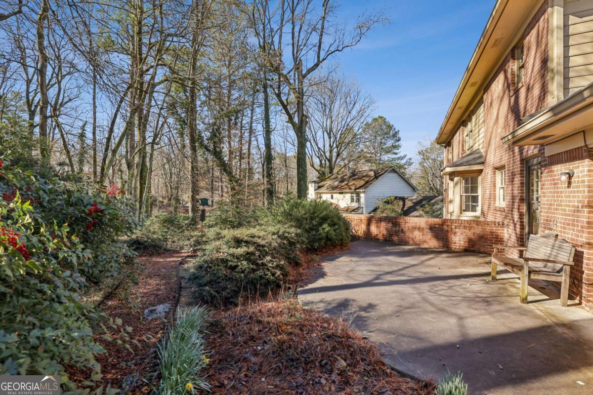 5189 Hidden Branches Circle