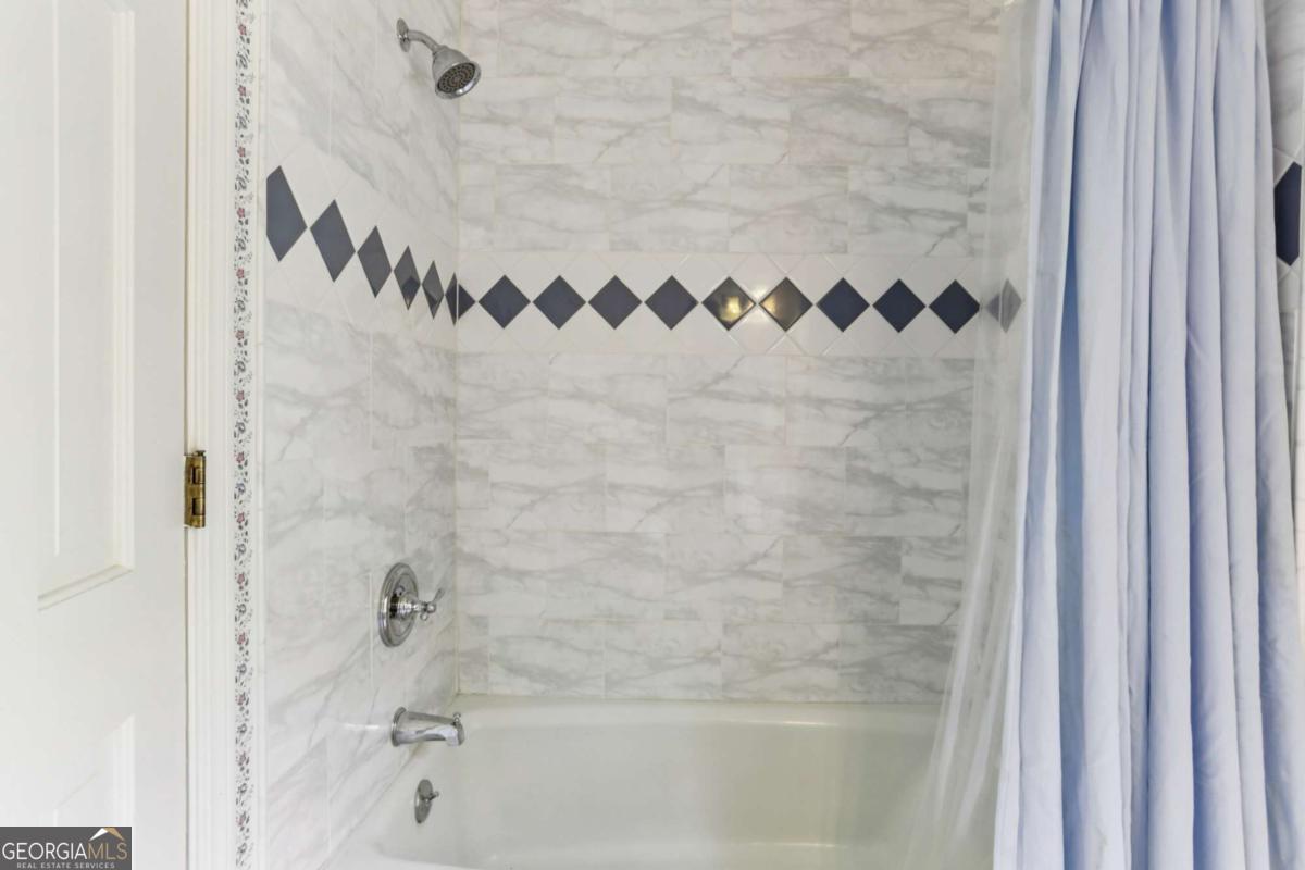 5189 Hidden Branches Circle