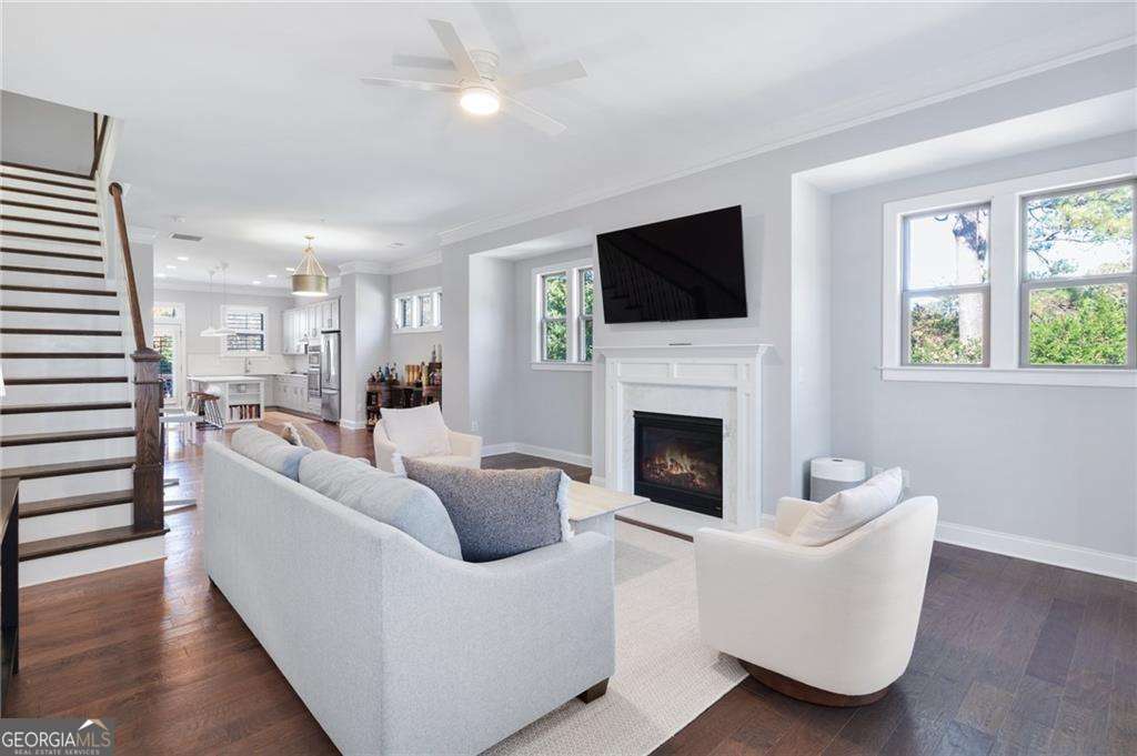 3587 Parkside Way