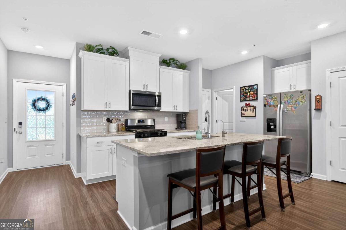 1318 Vayda Court