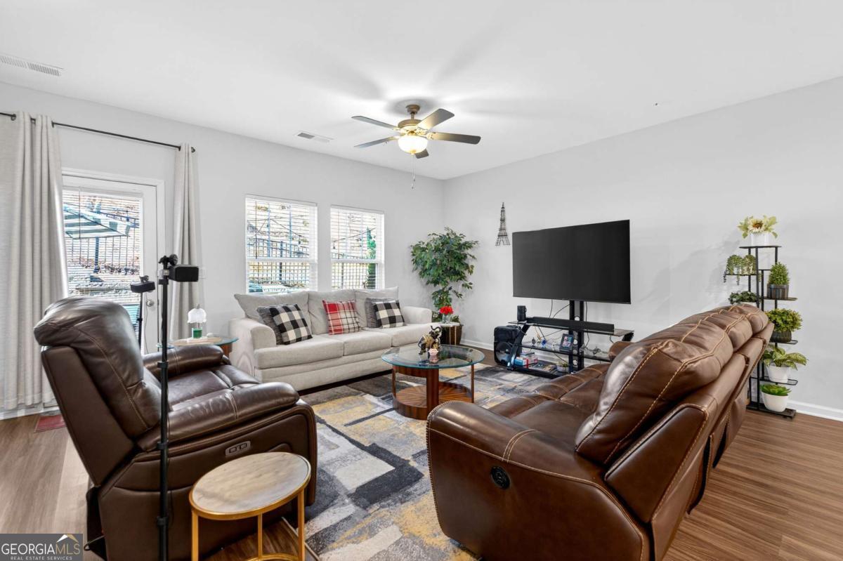 1318 Vayda Court