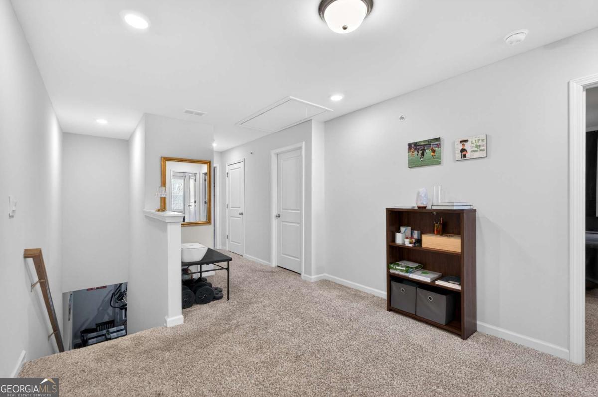 1318 Vayda Court
