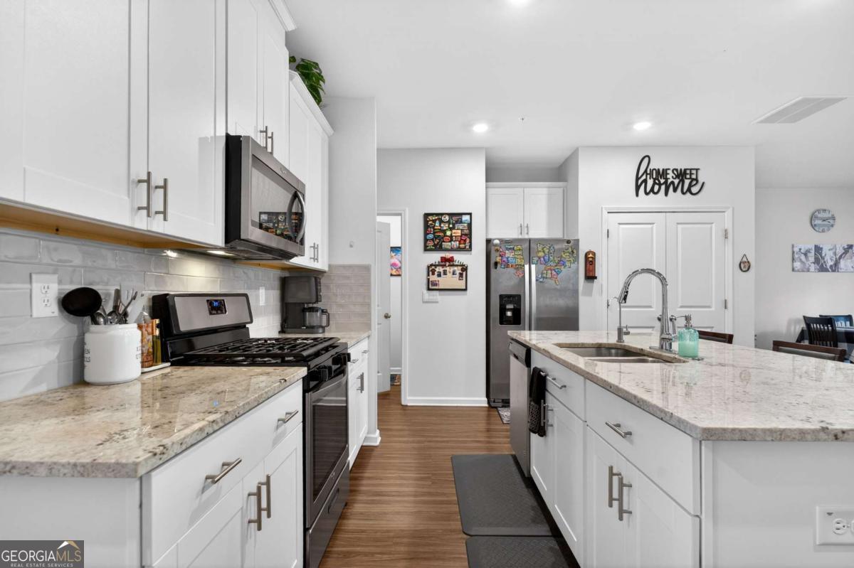 1318 Vayda Court