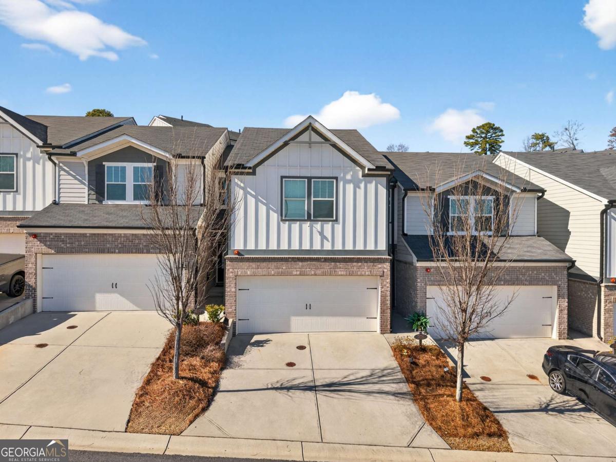 1318 Vayda Court