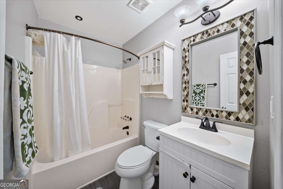 6857 Alexander Parkway