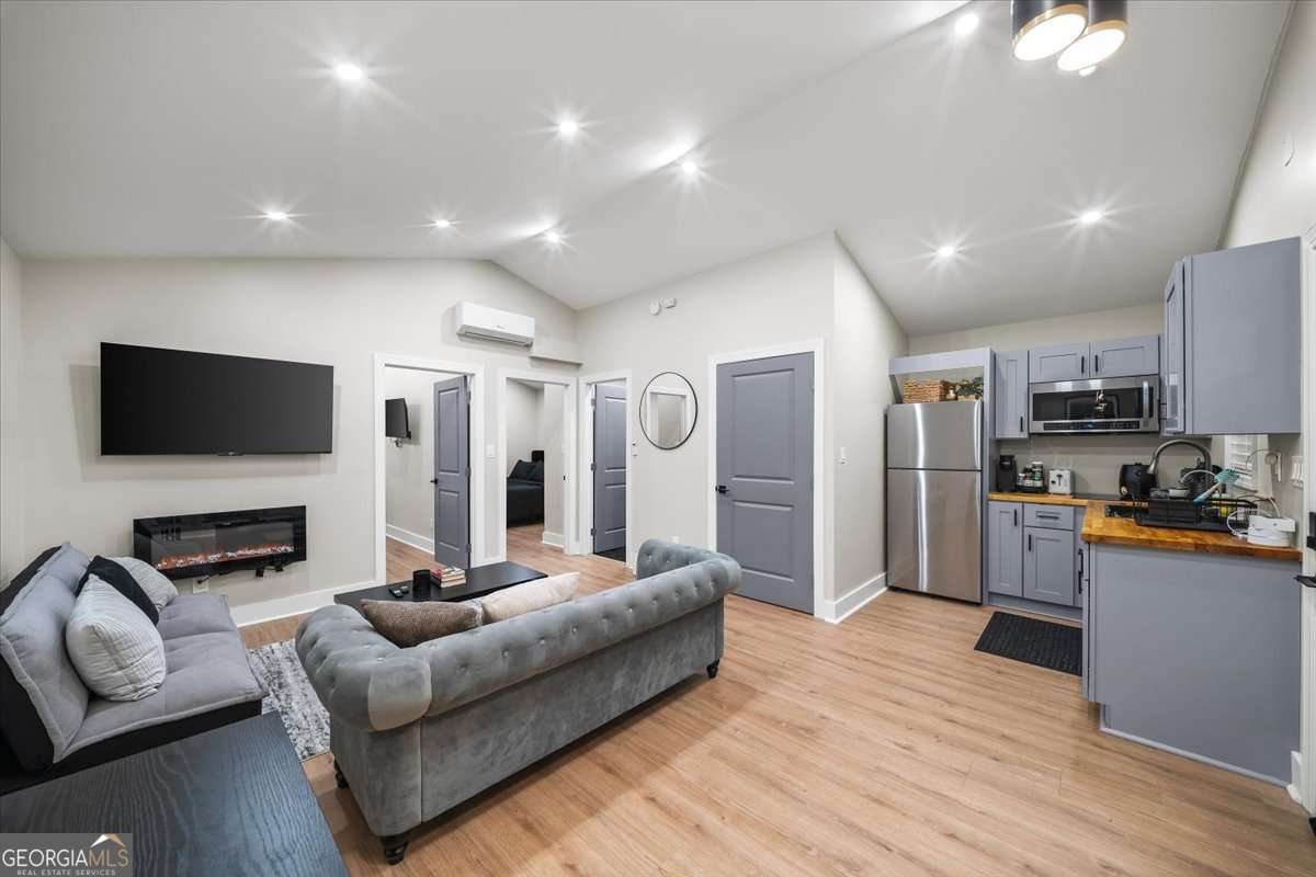 6857 Alexander Parkway