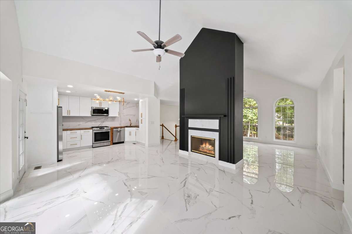 6857 Alexander Parkway