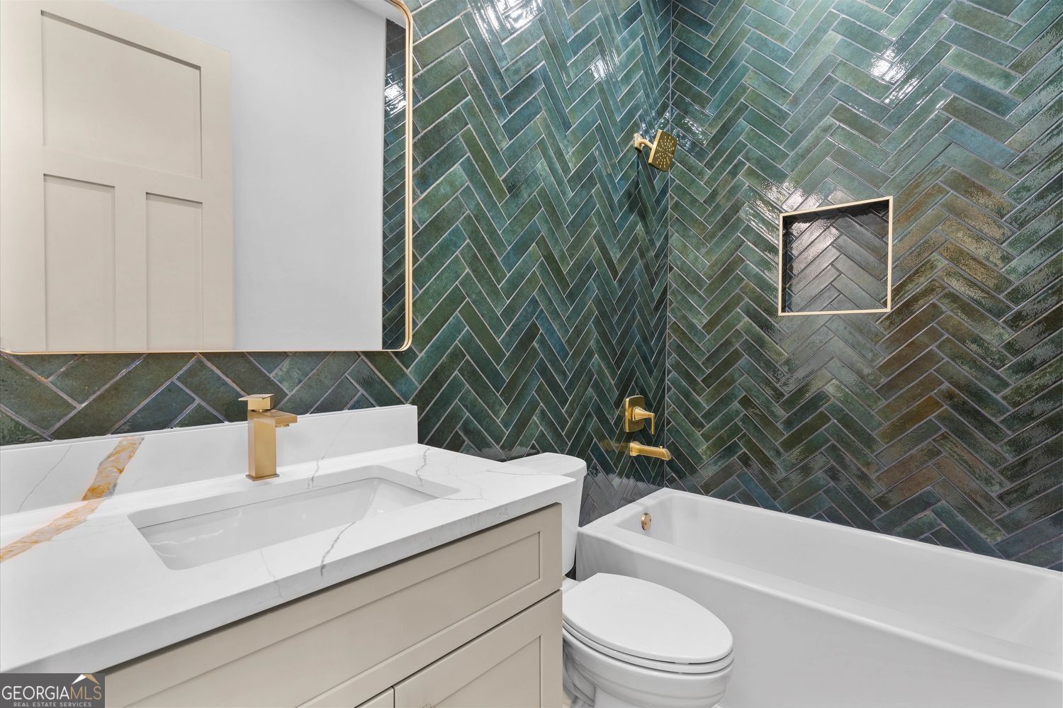 1960 Lost Mountain Road