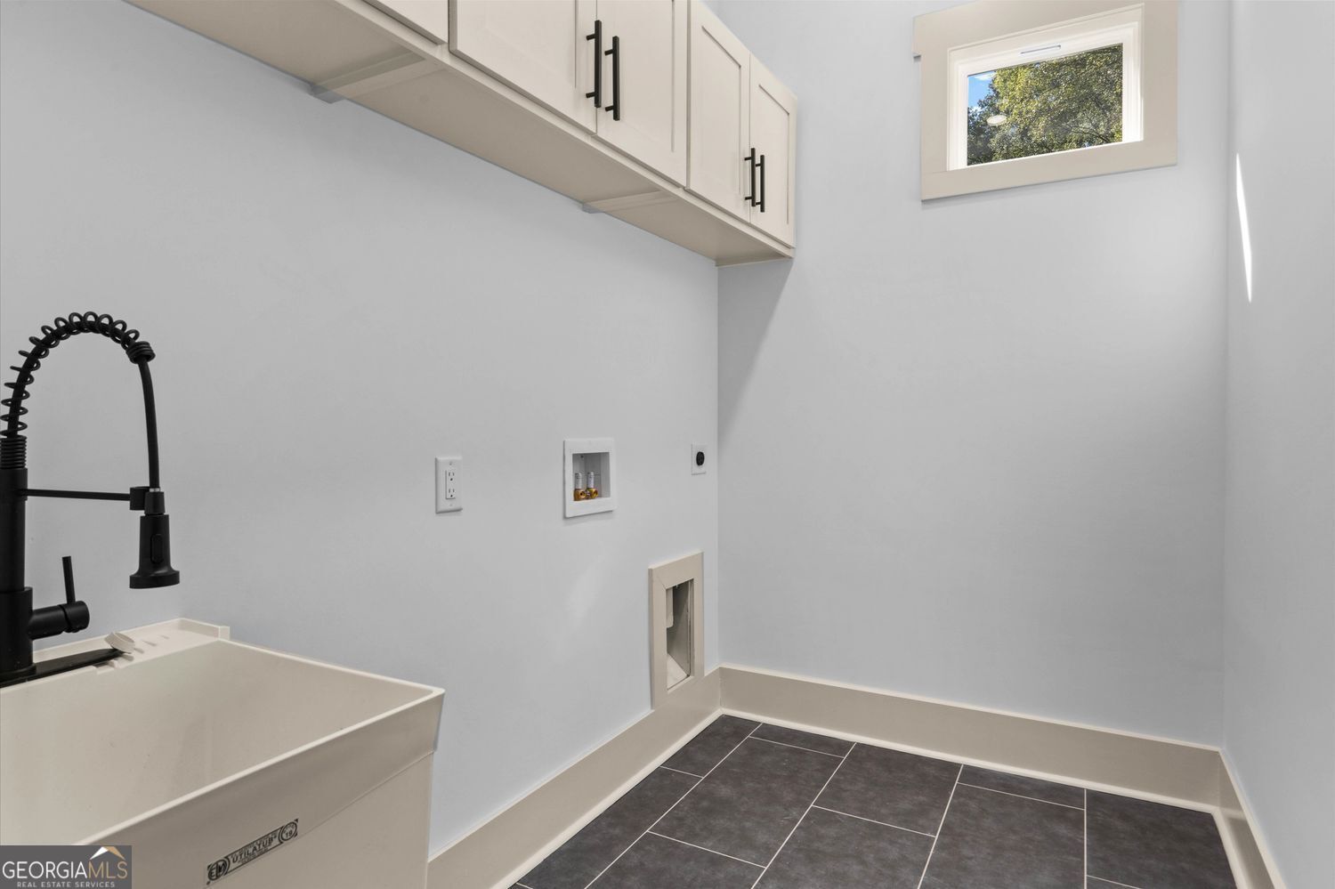 1960 Lost Mountain Road