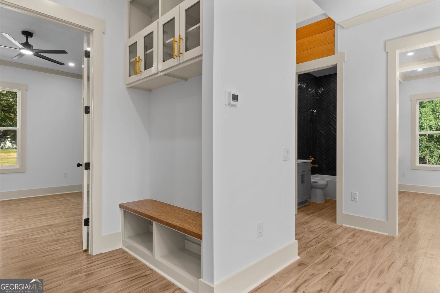 1960 Lost Mountain Road