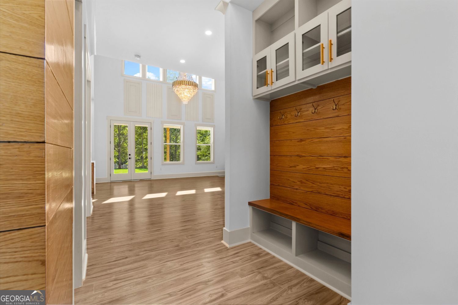 1960 Lost Mountain Road