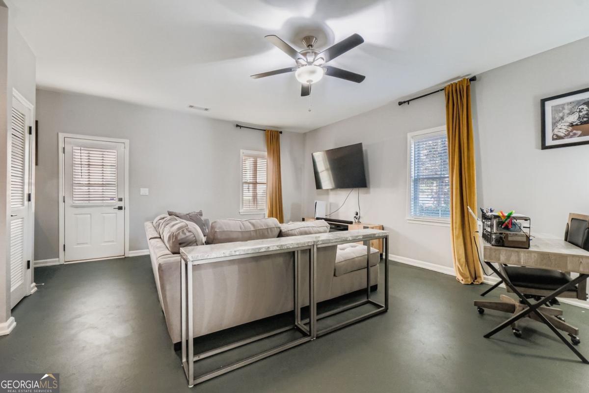 6414 Queens Court Trace # 7