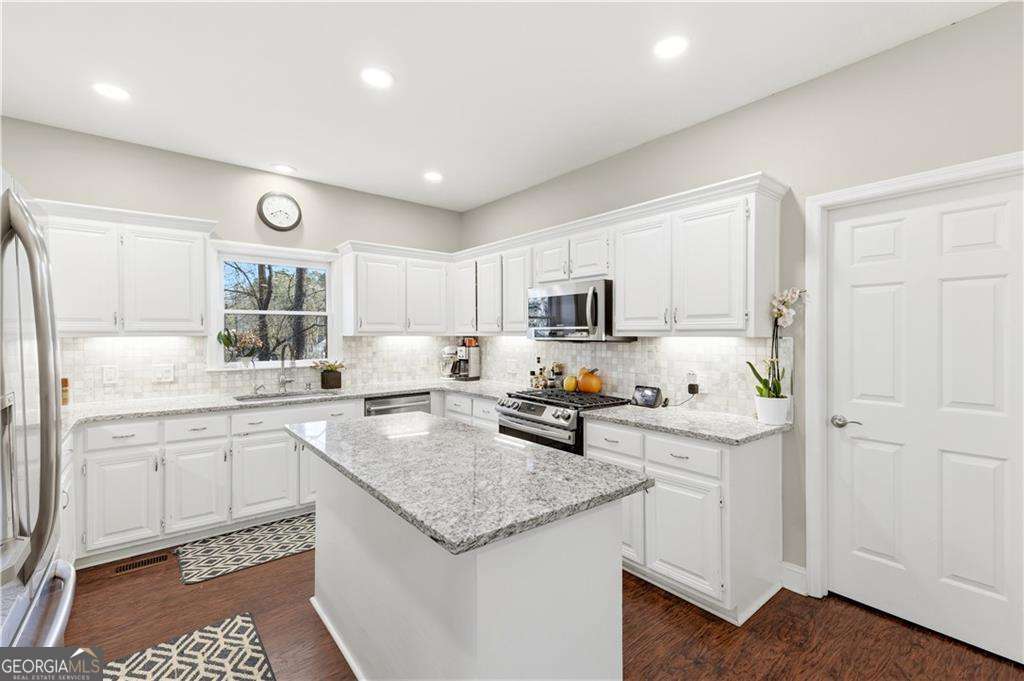 2368 Battle Forest Drive SW