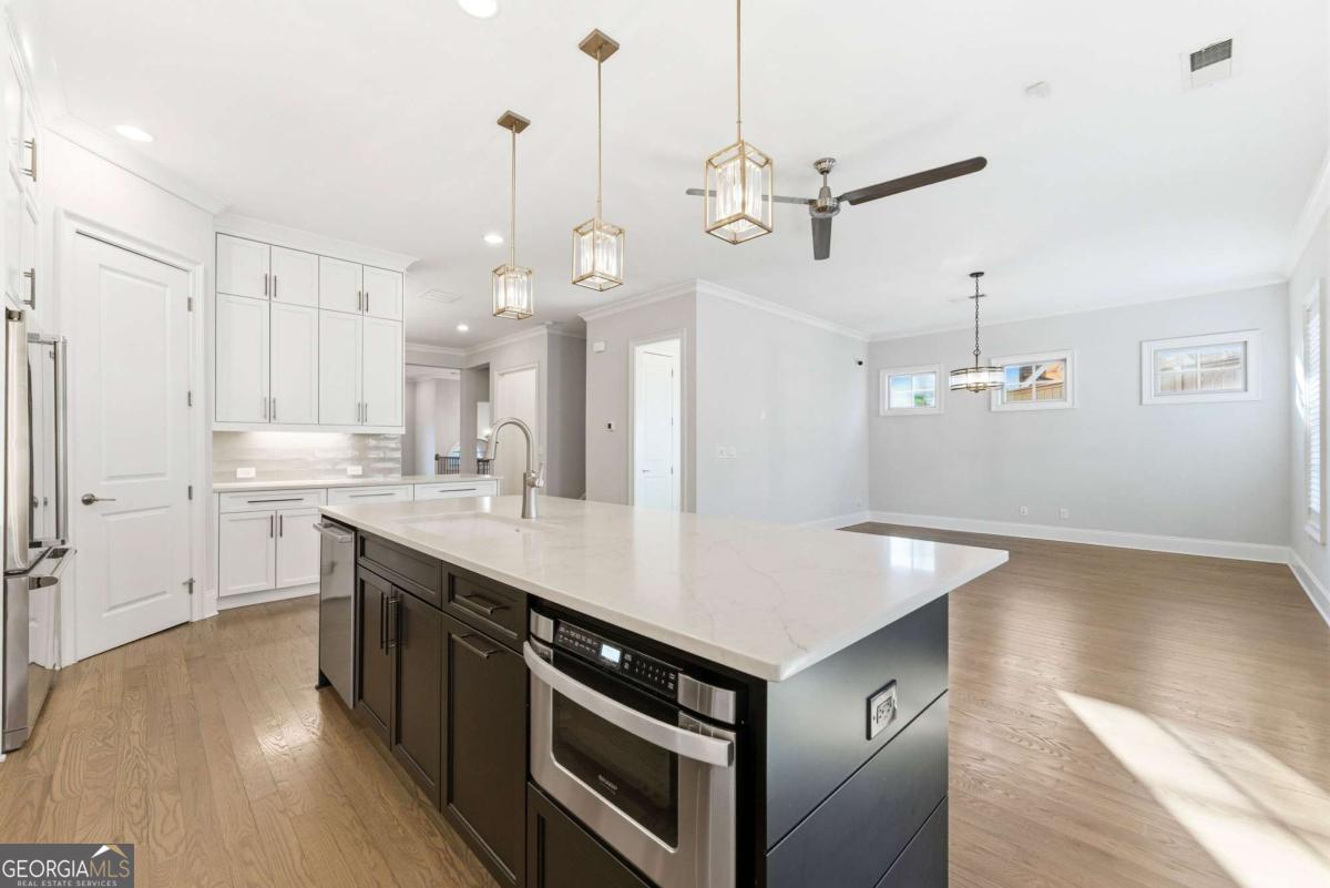 2131 Bellrick Road NW