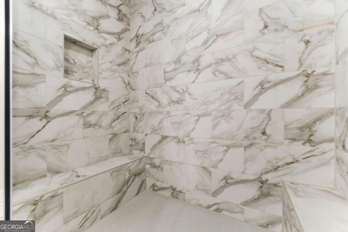 2131 Bellrick Road NW