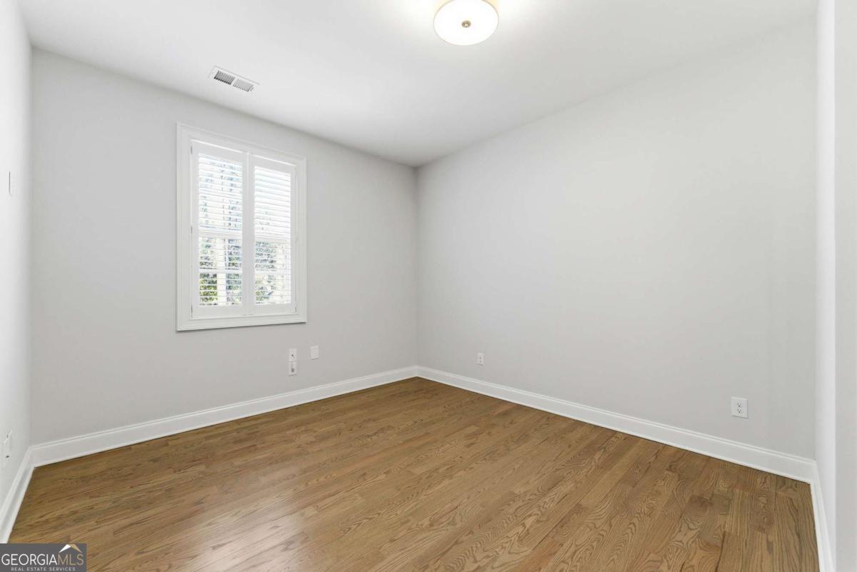 2131 Bellrick Road NW