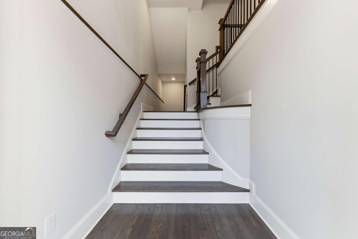 2131 Bellrick Road NW