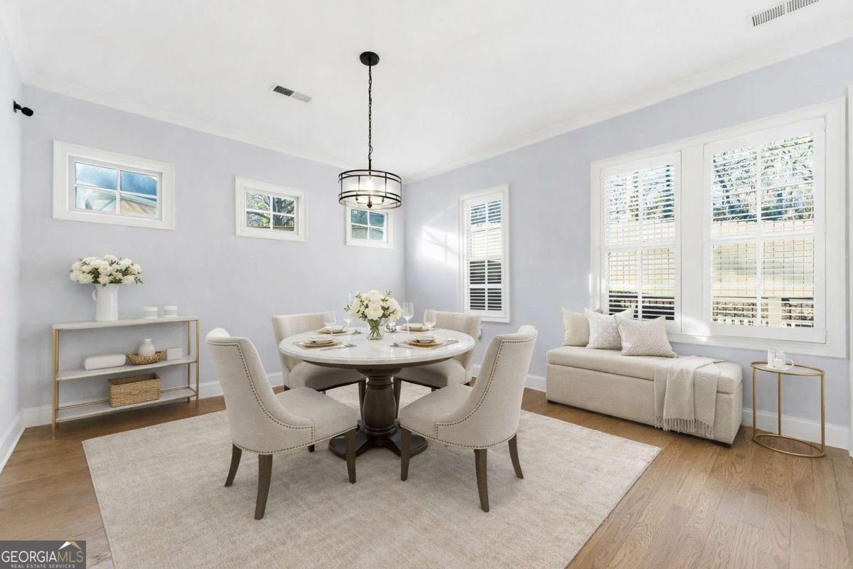 2131 Bellrick Road NW