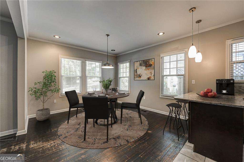 483 Burlington Road NE