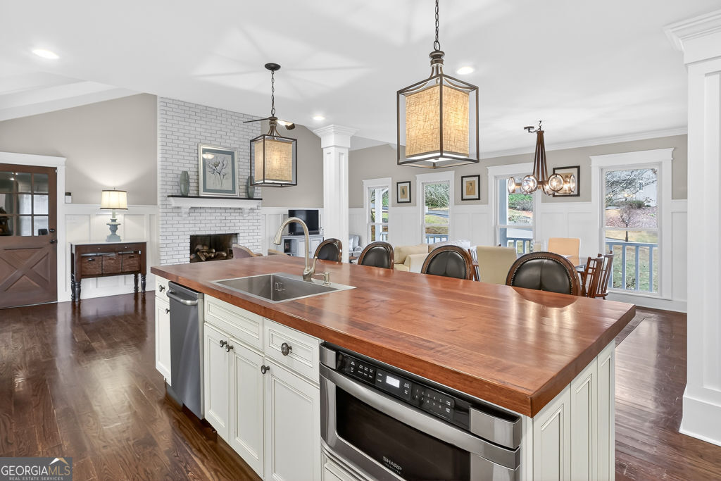 3462 Greystone Court