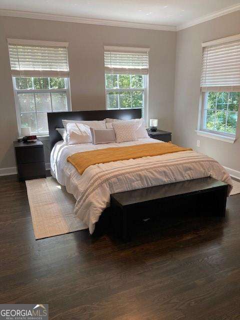 2032 North Avenue NW