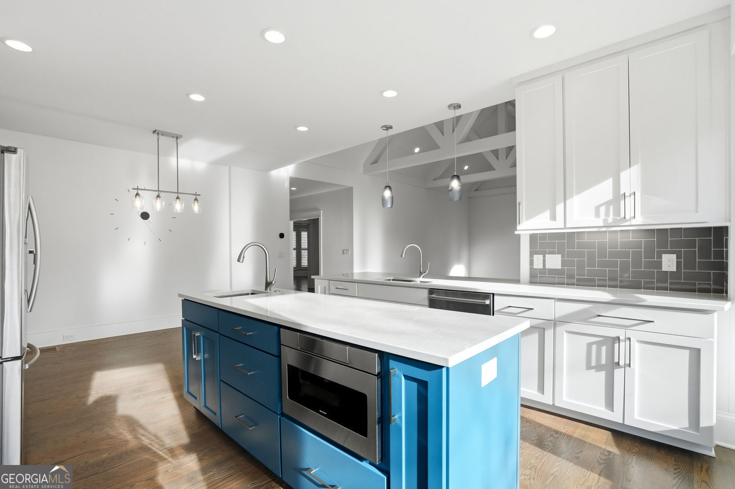 5320 Fairfield W