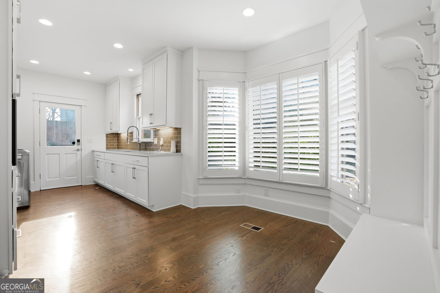 5320 Fairfield W