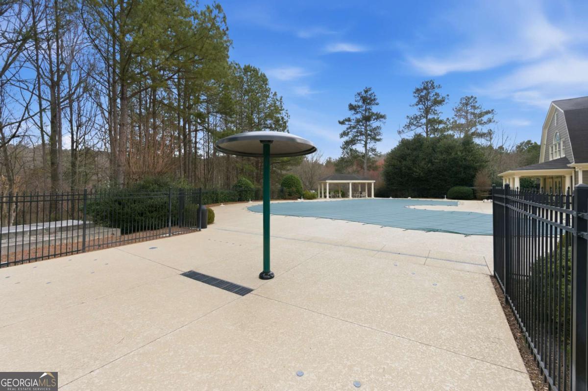 5465 Vinings Lake Way SW