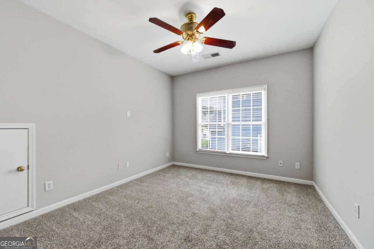 5465 Vinings Lake Way SW