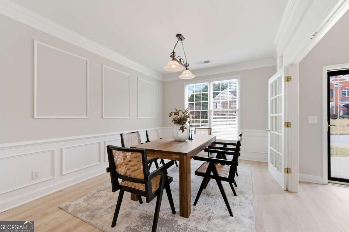 5465 Vinings Lake Way SW